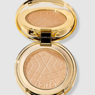 Travel-size Amazonian clay shimmering light