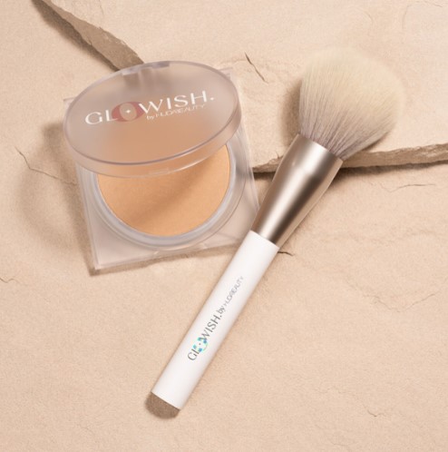 Huda Beauty GloWish All Over Face Powder Brush