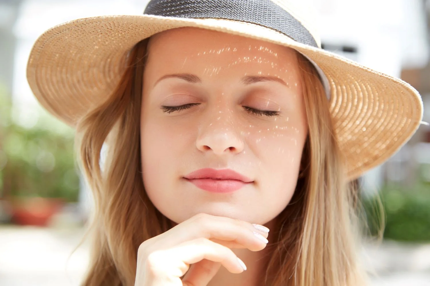 Glow N Go_Sun Smart Beauty Protecting Skin from Harsh UV Rays in Abu Dhabi UAE